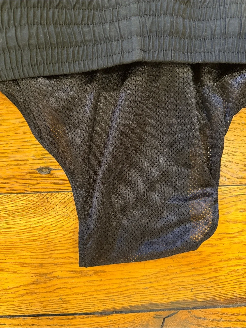 NIKE SWIM TRUNKS WITH MESH LINING IN BLACK, GRAY, AND TEAL – SIZE SMALL